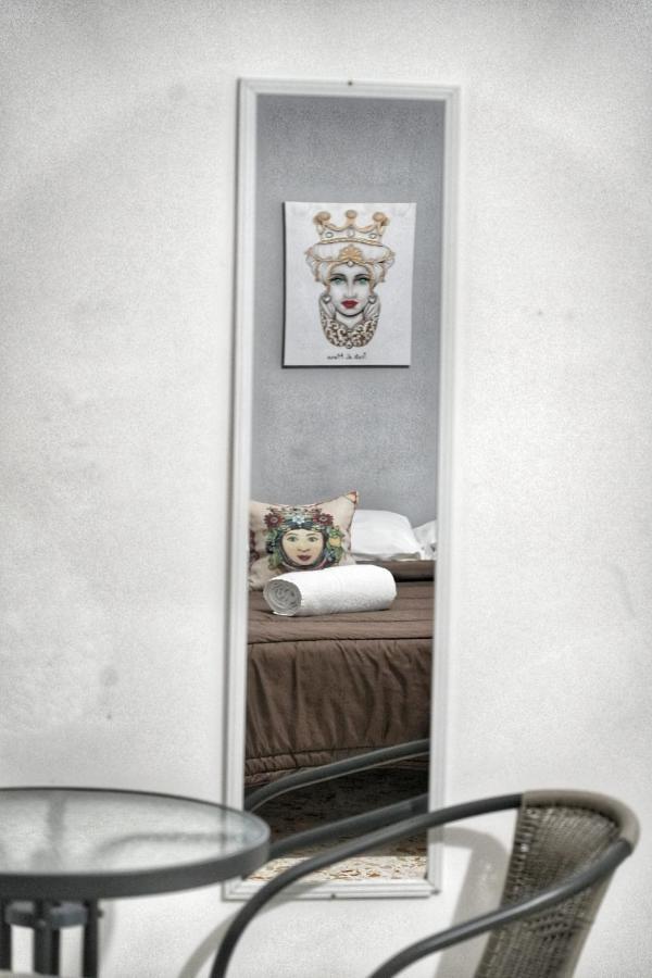 La Casa Del Moro - Al Politeama Bed & Breakfast Палермо Екстериор снимка